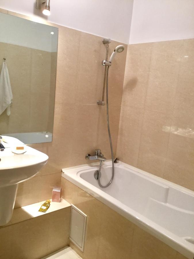Eva Studio Apartment Bucharest Luaran gambar