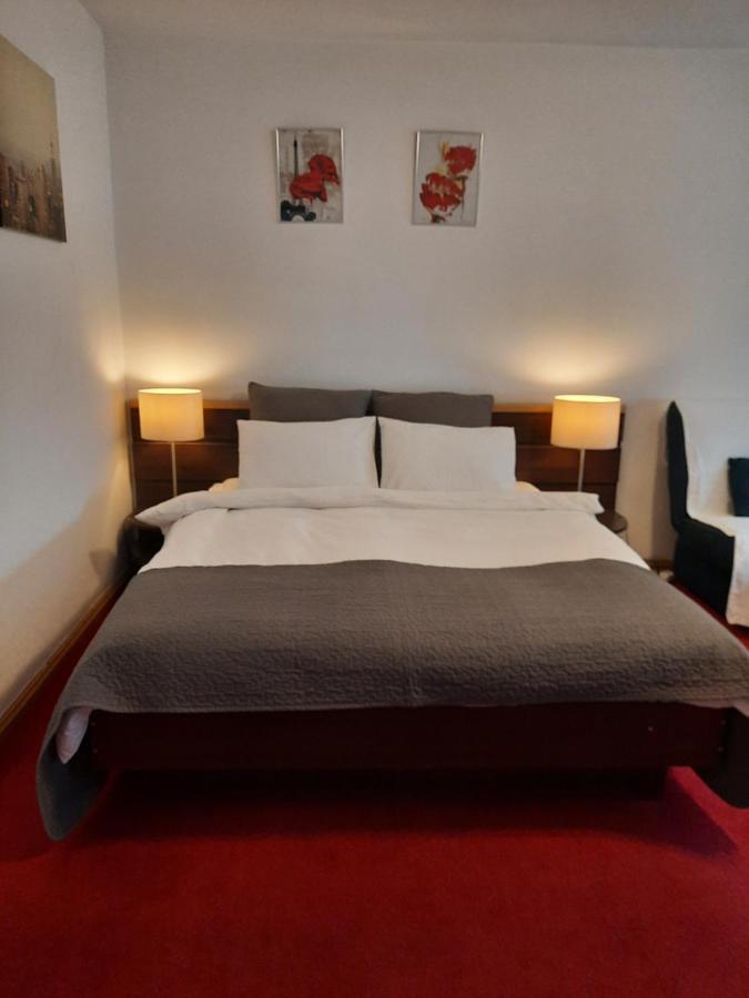 Eva Studio Apartment Bucharest Luaran gambar