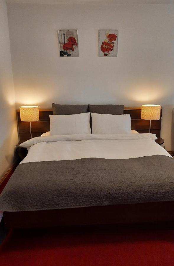 Eva Studio Apartment Bucharest Luaran gambar